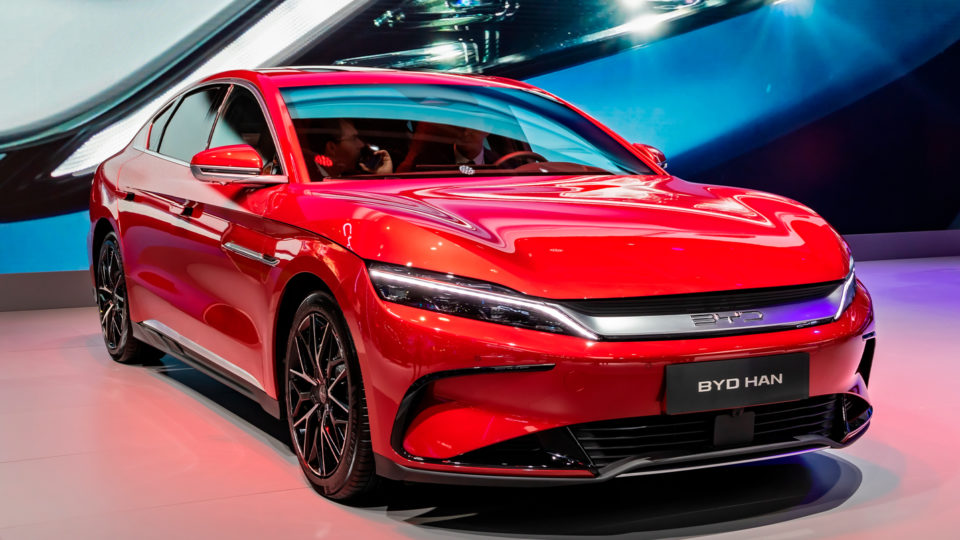 Decifrando a Tecnologia de Ponta dos Carros BYD